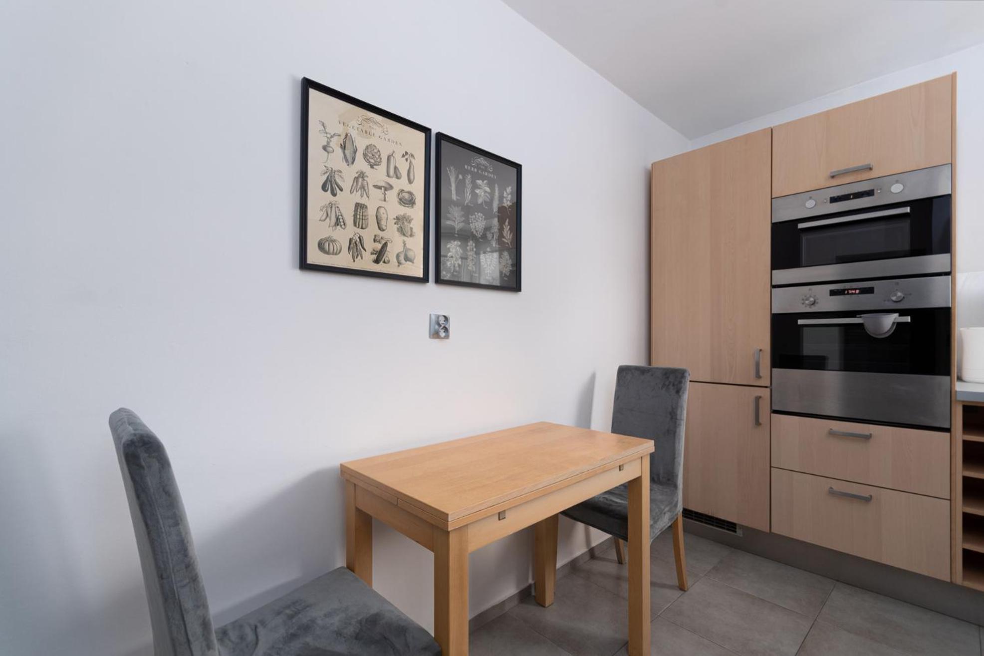 Park Szczytnicki 2-bedroom Apartment